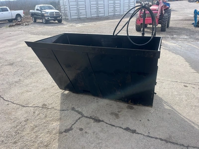 Mensch MFG Model 1100 Side Shooter Bucket | County Equipment Company LLC (7)