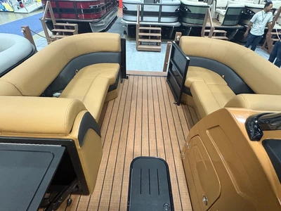 New | in-Stock 2027 BENTLEY PONTOONS 223 ELITE ADMIRAL Boats (Misc) Virginia US | Affordable Outdoors #1638038