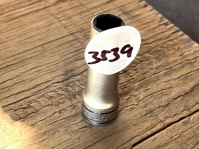 SNAP ON TOOLS USA NEW 3/8" Drive 3/8" SAE DEEP 6 Point Chrome Socket SFS121