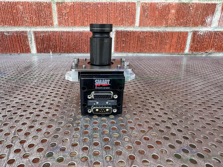 Used MOOG SM23165DT-DE INTEGRATED SERVO SMART MOTOR WITH/ CABLES Motors (misc) California US | Equipment Lab #1147643