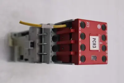 ALLEN BRADLEY 700-CF310Z* SER. A RELAY COIL WITH AB 100S-F SER. B STOCK L-481-C