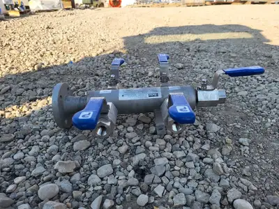 4-Way Air Header w/ 1/2" Ball Valves