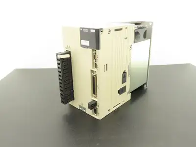 Yaskawa SGDV-120A01A SERVOPACK Drive Controller Module 200-230V 3Ph 1.5kW