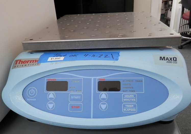 Used THERMO SCIENTIFIC _UNKNOWN_ Shakers California US | Biotech Equipment Sales #1464774