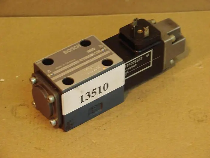 Used BOSCH 0 810 090 322 Valves/Fittings Michigan US | Ideal Machinery #596939
