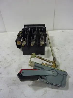 USED ALLEN BRADLEY 1494V-DS30 SER A