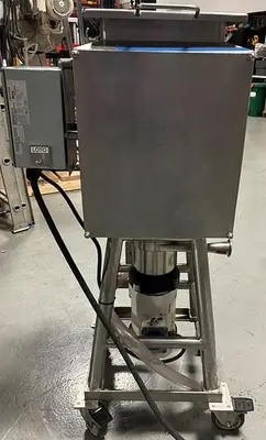 Used Bronco 7 Gallon Stainless Steel Likwifier