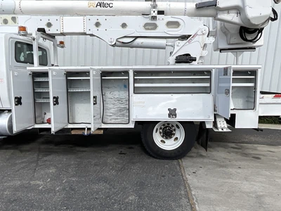 Used 2019 INTERNATIONAL 4300 Bucket (boom) trucks California US | Big Truck & Equipment #1412325