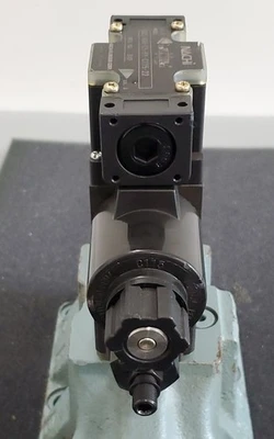 USED Nachi DSS-G06-C5-RY-C115-22