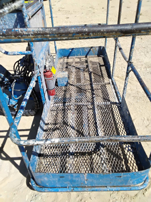 USED 2014 Genie S-85