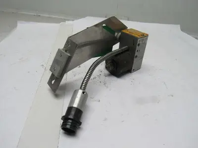 Slautterback E100 240V 150W 240V Coil Hot Melt Adhesive Applicator Head