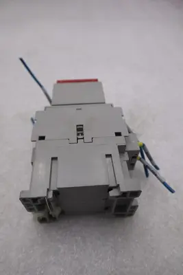 ALLEN-BRADLEY 100-C37D00/C CONTACTOR STOCK #K-2640