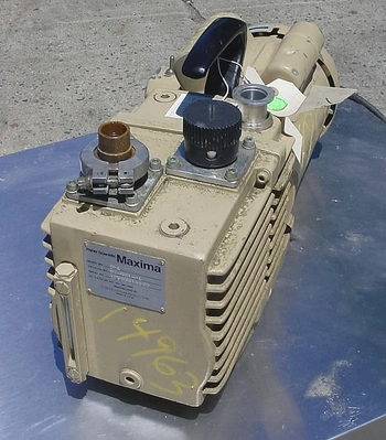 USED LEYBOLD TT "MAXIMA" VAC PUMP D8 A VACUUM PUMP