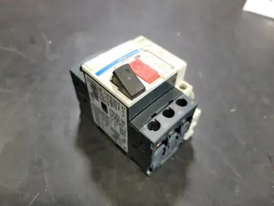 USED TELEMECANIQUE GV2ME08