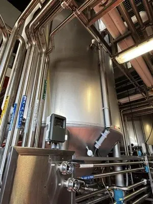 MUELLER 4,150 GALLON Stainless Steel Tanks | Perry Equipment (3)