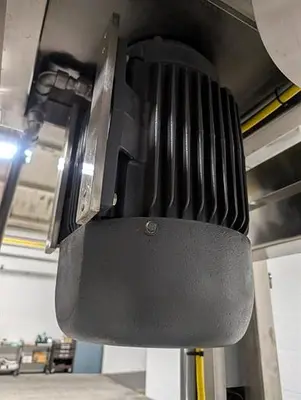 Quadro model 196S Comil