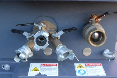 Used 2024 ATLAS COPCO XAS400-200 PACE Rotary Screw & Sliding Vane Air Compressors Pennsylvania US | National Lift Equipment #1382555