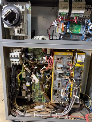 2015 FANUC FANUC R2000IB/185L 6 Axis Robots | K.B. Industries LLC (3)