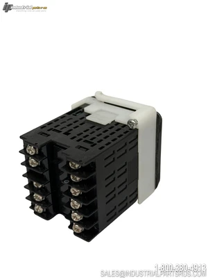 Used OMRON E5CC-QX3A5M-000 Temperature Controls Kentucky US | Industrial Parts R Us Inc. #1377622