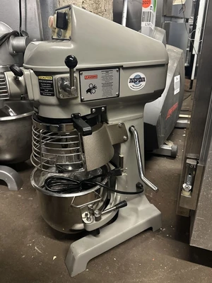 174-0178 Globe SP10 10 Qt Planetary Mixer