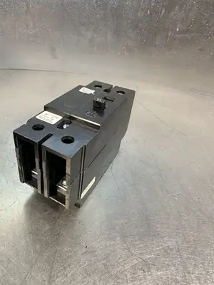 WESTINGHOUSE GC 2 pole 15 amp GC2015 CIRCUIT BREAKER (BIN-1.5.3)