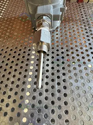 Used DWYER TTE-104-W TEMPERATURE TRANSMITTER 10-35 VDC Transducers California US | Equipment Lab #1437667