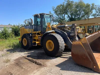 2015 John Deere 824K-II