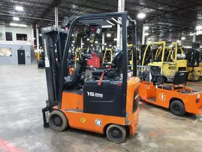 USED 2019 DOOSAN BC15S-5