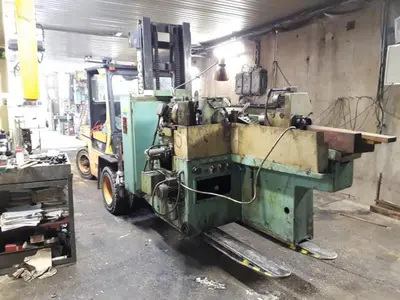 USED 1990 TOS BUAJ 28