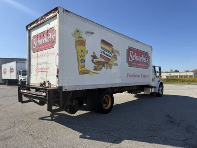 Used 2007 FREIGHTLINER BUSINESS CLASS M2 24' BOX TRUCK Box trucks Ohio US | Miedema Asset Management Group #1709374