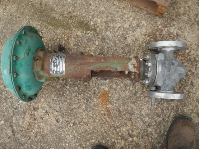 Fisher 1 1/2" 300 Class 316 Stainless Steel Control Valve