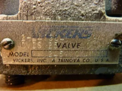USED VICKERS DG4V-3-2AL-M-U-HL7-60