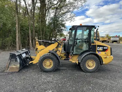 Used 2017 CATERPILLAR 906M Wheel Loaders | Abele Tractor #1342886