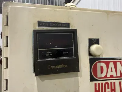 30" x 36" BETTER ENGINEERING MODEL #F-3000-P HEATED CABINET ROTARY TURNTABLE PARTS WASHER: YOBRO #24052
