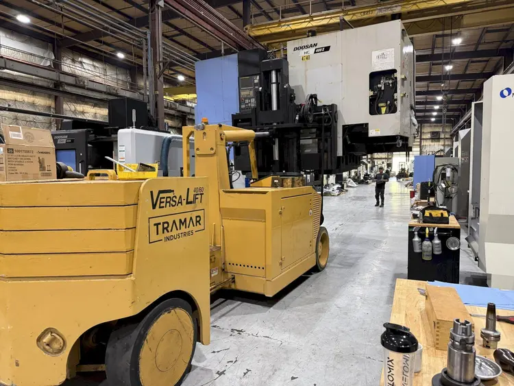 Used 2015 DOOSAN HC 400II Horizontal Machining Centers Michigan US | Tramar Industries #419590