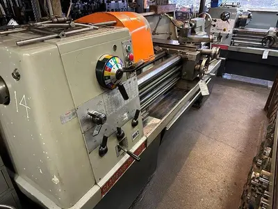 USED 1978 COLCHESTER MARK II - 17"