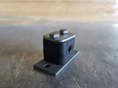 Tube Clamp, 2.5" x 1.2" x 1.4"