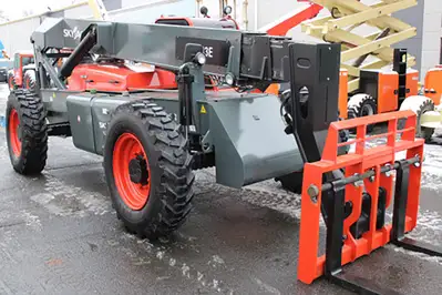 Used 2015 Skyjack VR843E Telehandlers New York US | United Lift #1446458