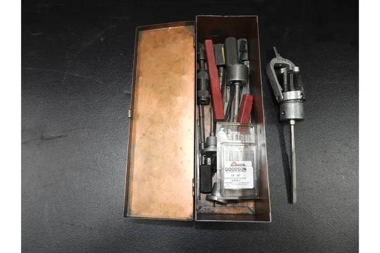 Used _UNKNOWN_ _UNKNOWN_ Valve Seat & Guide Machines Michigan US | Thompson Auctioneers #1521009