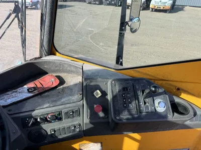 Used 2017 KALMAR T2 4X2 JOCKEY Tow Tractors Minnesota US | Carco Truck & Equipment #1514318