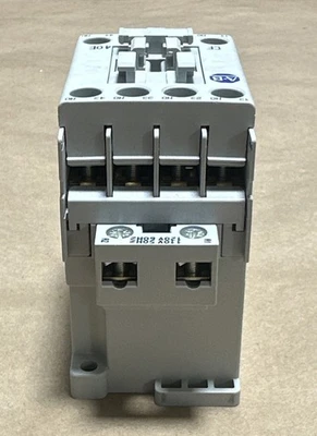 NEW Allen-Bradley 700-CF400D