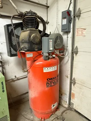 2005 DV SYSTEMS TASV-5052 Lubricated Reciprocating Air Compressors | ListingHippo (2)