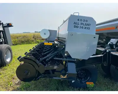 Used CRUSTBUSTER _UNKNOWN_ No-Till Drills Iowa US | Keast Enterprises #1360182