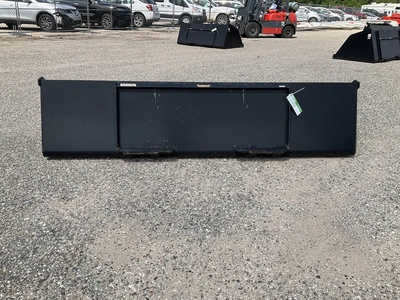 Used TOMAHAWK 84" SMOOTH BUCKET Skid Steer Buckets Michigan US | Miedema Asset Management Group #1342462
