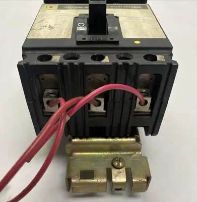 USED SQUARE D FA34015