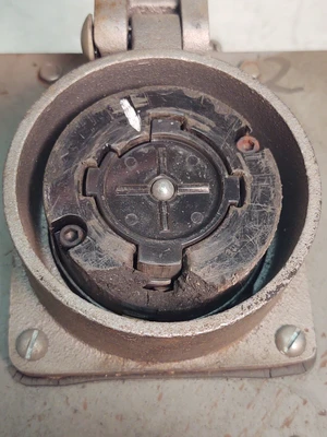 USED Hubbell HBL26410