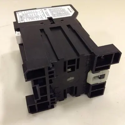 USED ALLEN BRADLEY 100-A18NZ.3 SER B