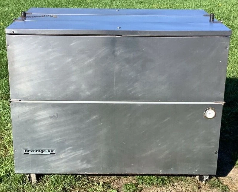 USED Beverage-Air ST49N-S.
