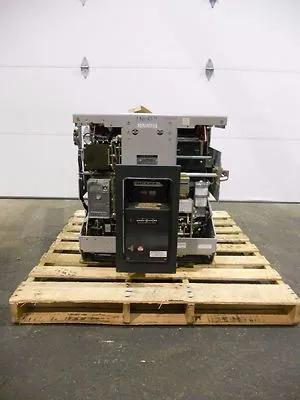 Used GE AKR-8D-100 Circuit Breakers Ohio US | Equipment Recovery Corp. #1329703