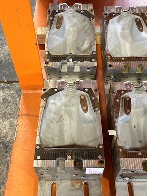 128 oz Uniloy Bottle mold